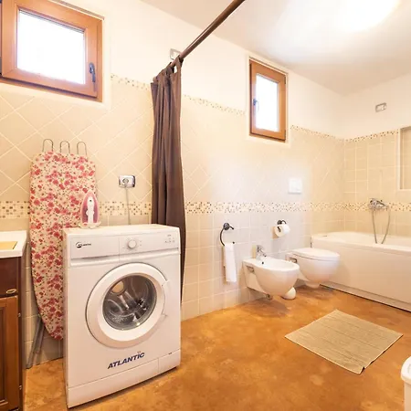 Acqua Azzurra Villa